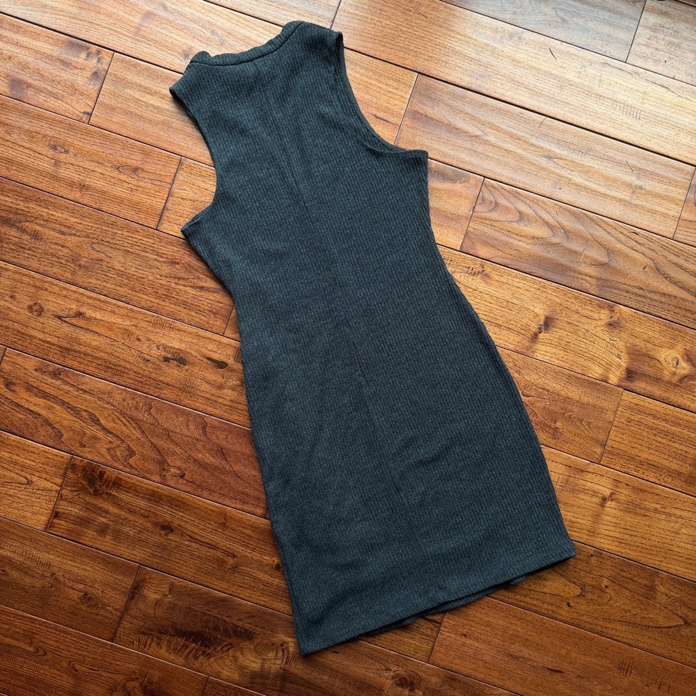 WAYF Charcoal Sleeveless Mini Dress • Bodycon / Night Out / Casual Chic - Picture 4 of 9